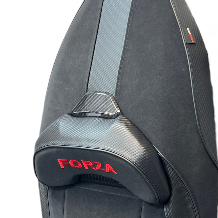 زین اسپرت اسپشیال HONDA Forza کد 201768