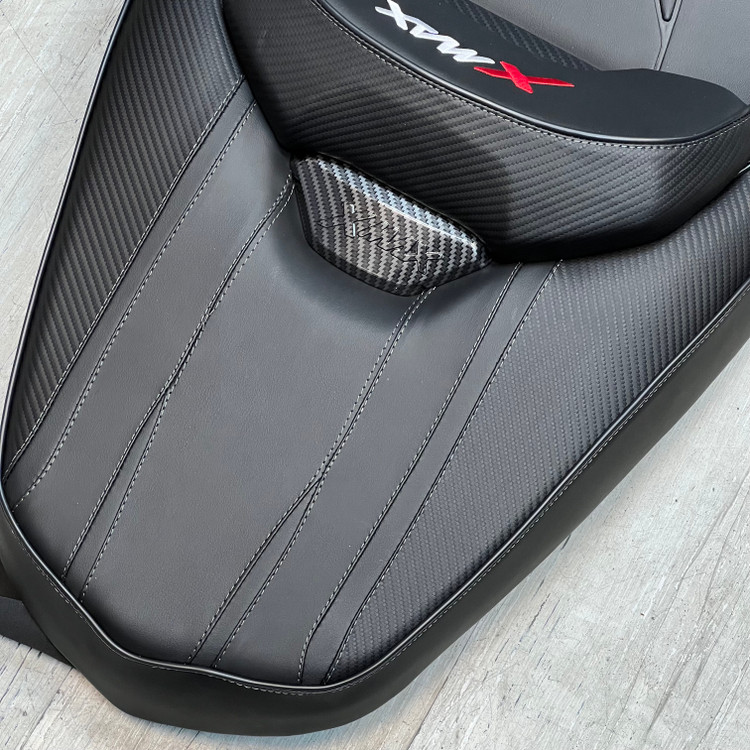زین اسپرت (اسپشیال) در چهار رنگ YAMAHA Xmax NEW FACE