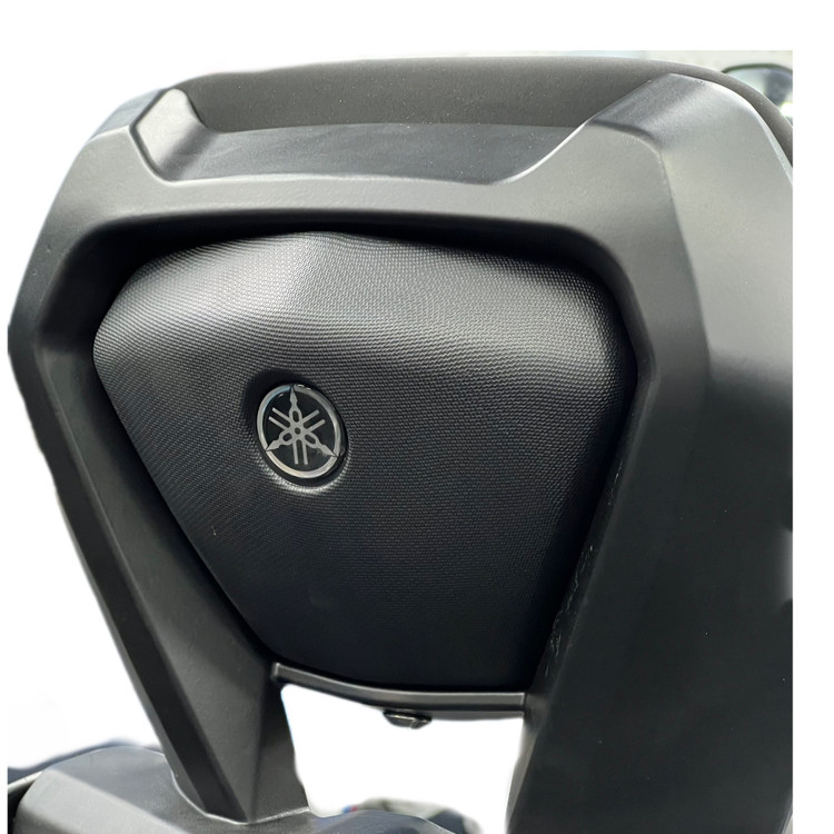 پشت زین با پایه / تکیه گاه ترکنشین YAMAHA Xmax / اصل / سری جدید کد 000014