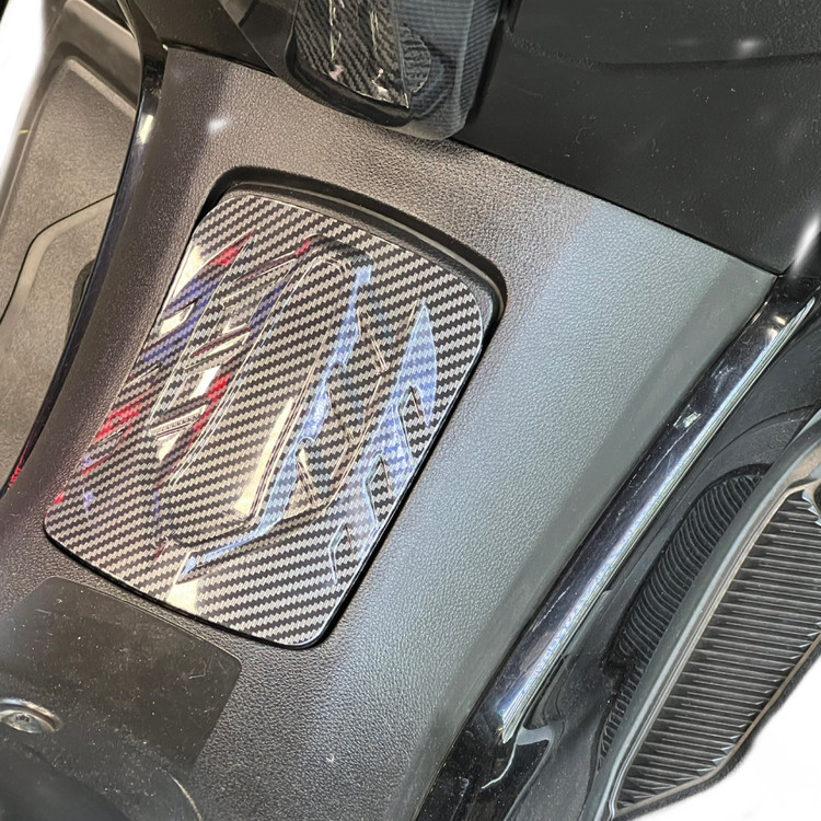درب باک کربن YAMAHA Nmax فیس وسط ساخت تایلند اصل کد 000009