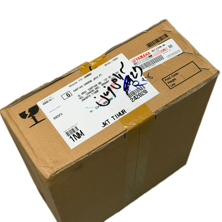 کرپی پایین فرمان YAMAHA MT25 / R25 ساخت اندونزی اصل کد 000094