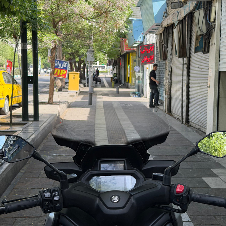 طلق شفاف ایکس مکس YAMAHA Xmax New Face 74cm / ساخت تایلند اصل ۲۰۰۴۷۸