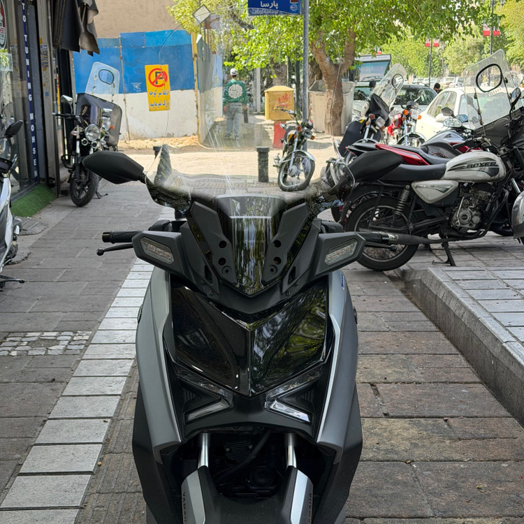 طلق شفاف ایکس مکس YAMAHA Xmax New Face 74cm / ساخت تایلند اصل ۲۰۰۴۷۸