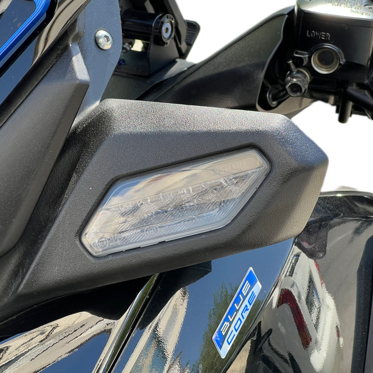 راهنما جلو سمت چپ YAMAHA Xmax فیس جدید ساخت اندونزی اصل کد 200245