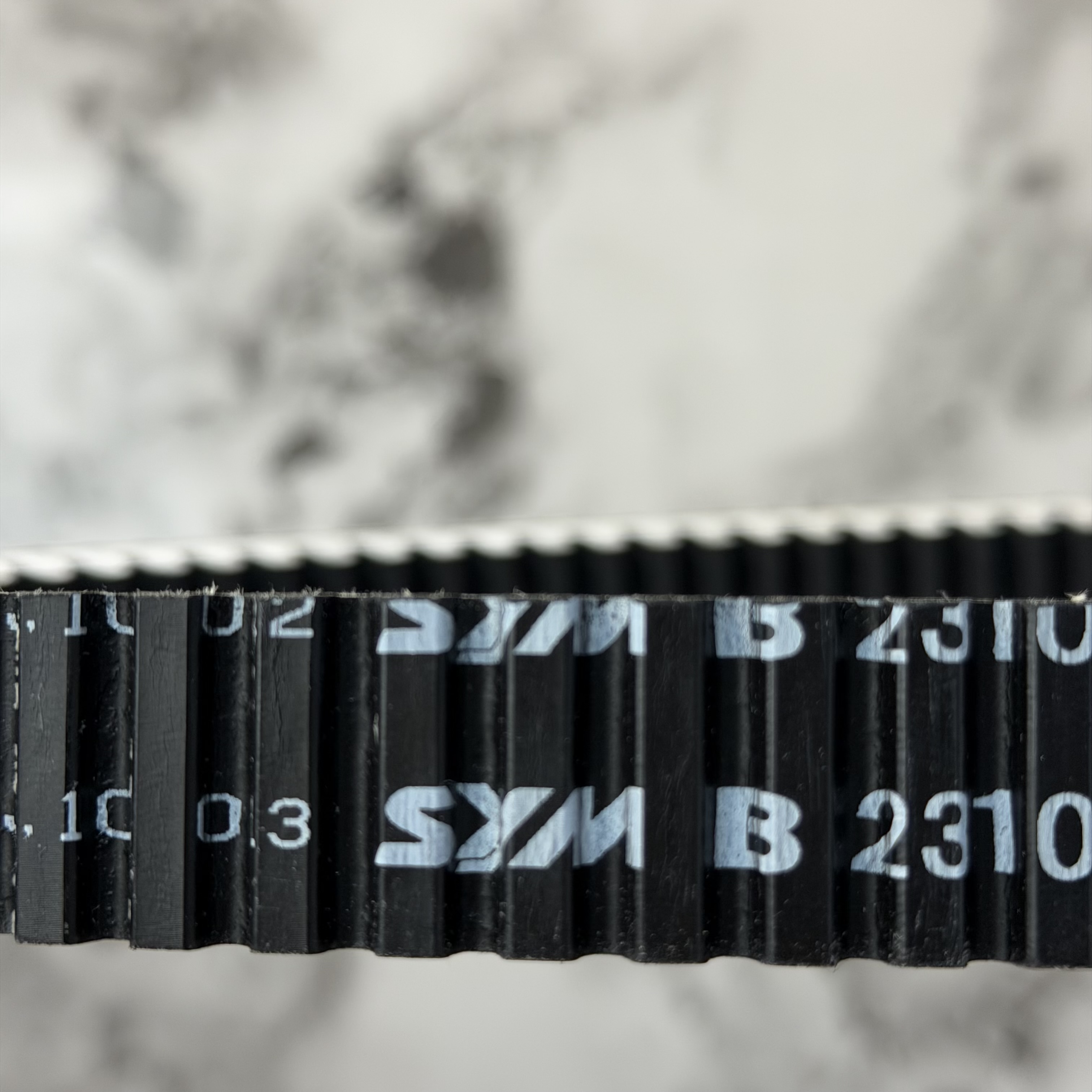 تسمه کلاچ جویمکس Sym Joymax ساخت تایوان اصل کد 200636