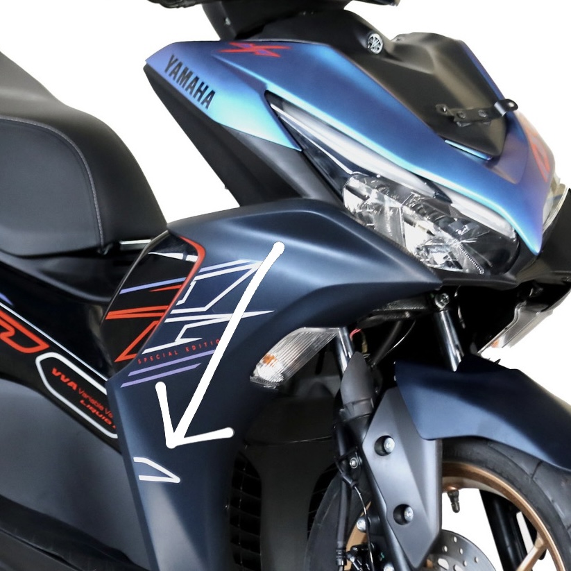 برچسب / استیکر پایین بغل چراغ سمت راست هفت رنگ YAMAHA Aerox / ساخت اندونزی اصل کد 200048
