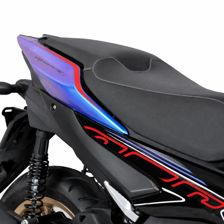 استیکر / برچسب گیتاری عقب سمت راست هفت رنگ ۱۵۵ YAMAHA AEROX / ساخت اندونزی اصل کد 200052