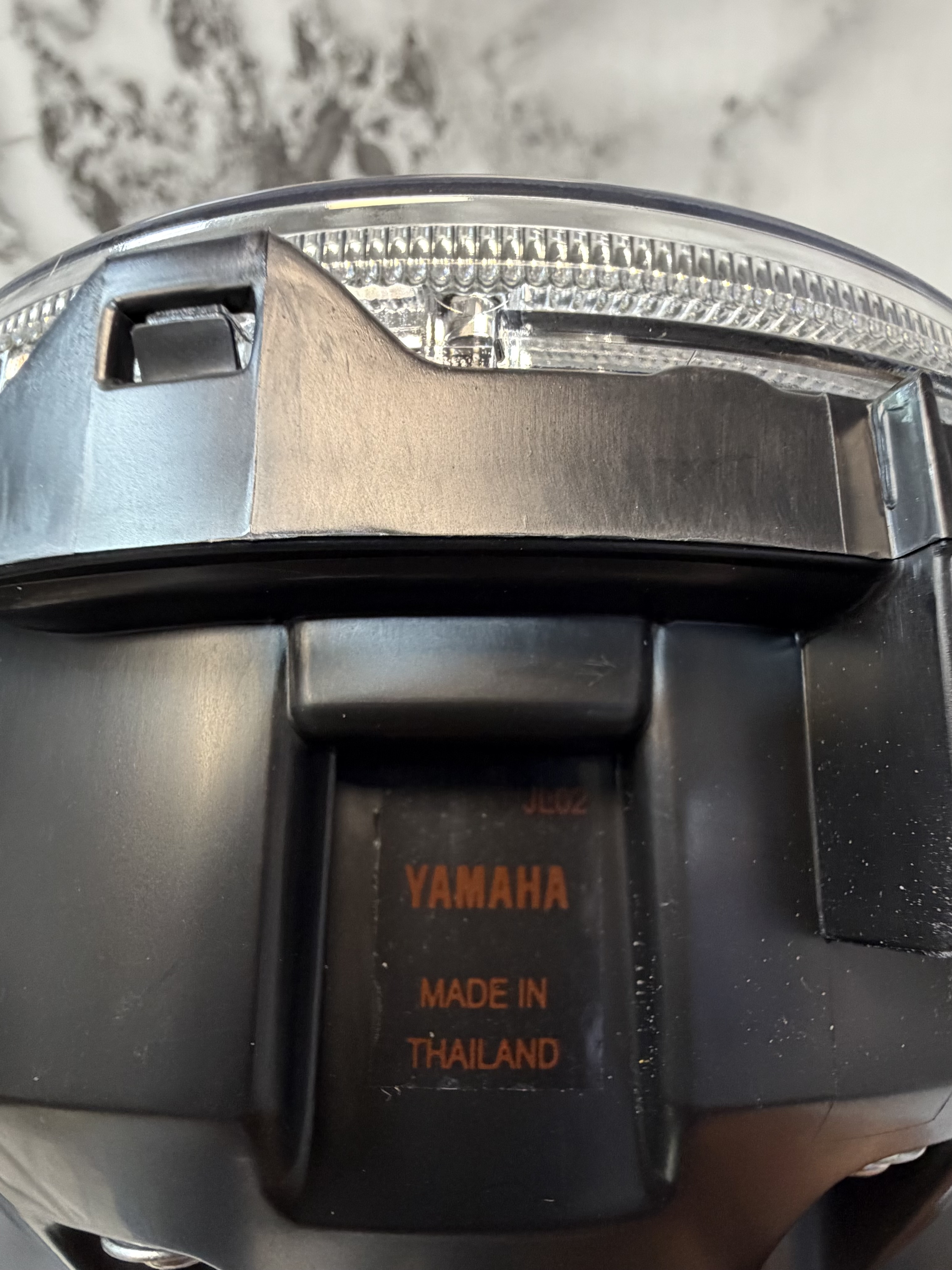 چراغ جلو YAMAHA Xsr 155 ساخت اندونزی اصل کد 202114