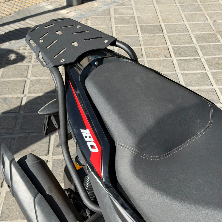 ترکبند / براکت نگهدارنده صندوق عقب YAMAHA Aerox اصل کد 201404