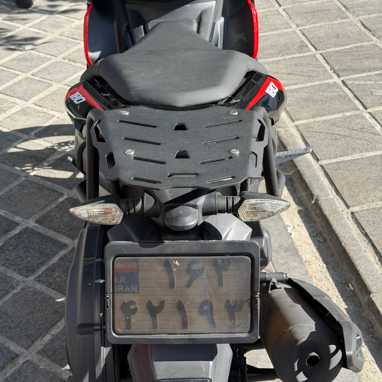 ترکبند / براکت نگهدارنده صندوق عقب YAMAHA Aerox اصل کد 201404