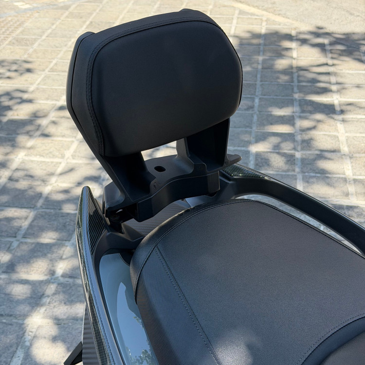 پشت زین / تکیه گاه سرنشین جویمکس Sym Joymax GP کد 000016