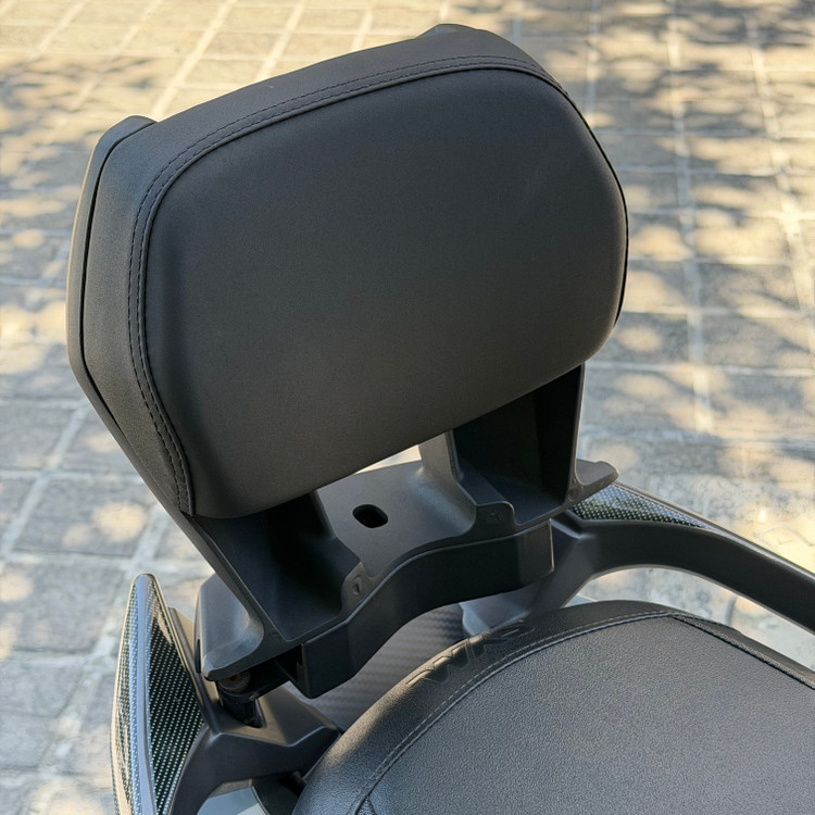 پشت زین / تکیه گاه سرنشین جویمکس Sym Joymax GP کد 000016