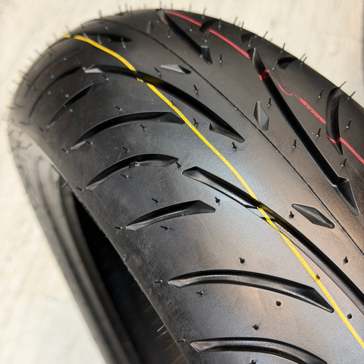 لاستیک میتاس 120/70/15 گل شلوغ تورینگ فورس / MITAS TOURING FORCE SC / ساخت اروپا کشور اسلوونی اصل / مناسب چرخ جلوJr300/ Xmax کد 200550