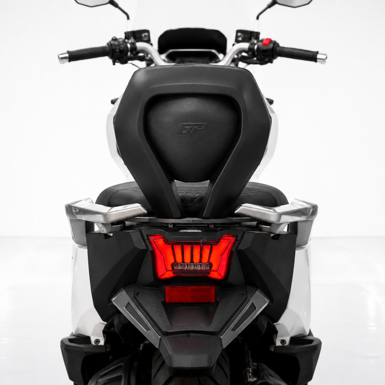 پشت زین هاسکی GP KOMPOZIT Sym ADV175 تکیه گاه ترکنشین ساخت ترکیه اصل ۰۰۰۱۹۲ ۲۰۱۴۵۴