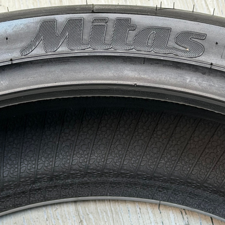 لاستیک میتاس 190/50/17 گل خلوت اسپرت فورس پلاس / +MITAS SPORT FORCE / ساخت اروپا کشور اسلوونی اصل / مناسب چرخ عقب کد 200724