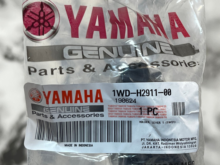 پایه اینه چپ / پایه کتی کلاچ YAMAHA MT25 / R25 / ساخت اندونزی اصل کد 200311