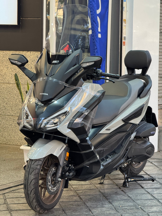 طلق شفاف HONDA Forza 250/350 GP 62cm ساخت ترکیه اصل کد ۲۰۲۱۶۲