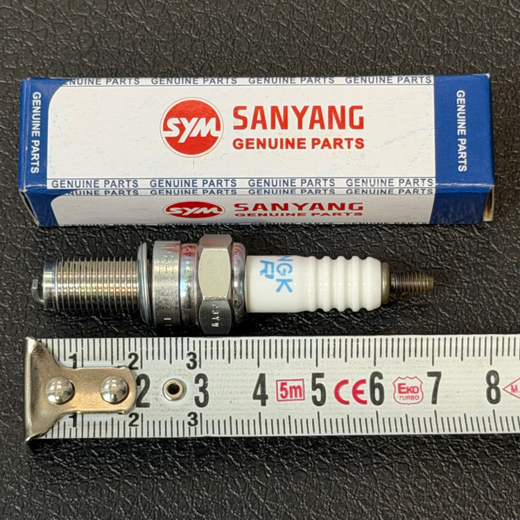 شمع موتورسیکلت پایه بلند فابریکی مناسب موتورسیکلت های Sym NA 250 NH 250 Joymax کد 202316