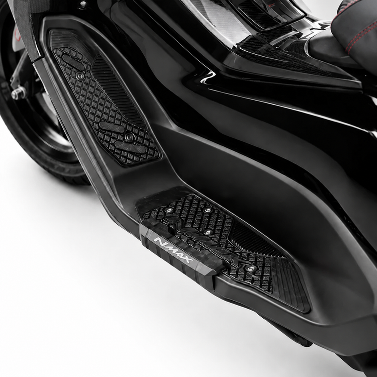 کف پایی اسپرت مشکی YAMAHA Nmax Turbo مخصوص اتاق جدید کد 201403