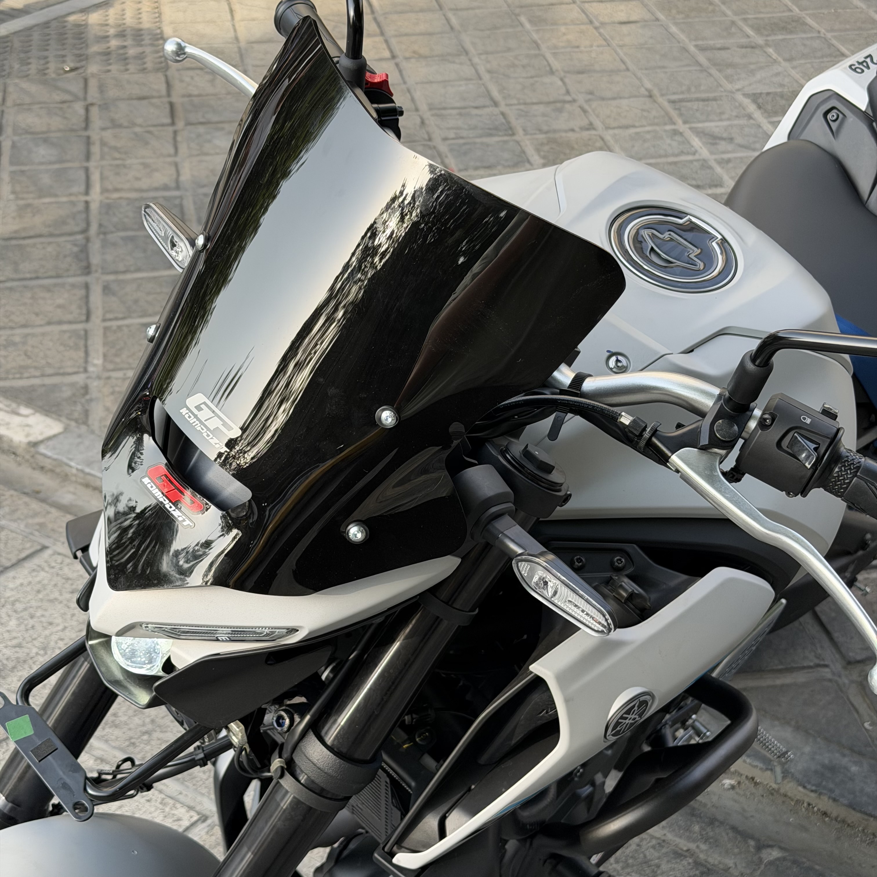 طلق / شیلد YAMAHA MT25 GP 36cm کد۲۰۰۵۷۴