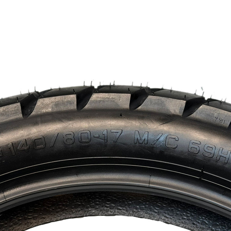 لاستیک پیرلی ادونچر 140/80/17 / ساخت کشور برزیل اصل PIRELLI MT60 کد ۲۰۱۳۲۶