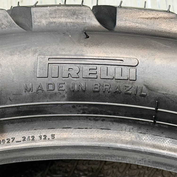 لاستیک پیرلی ادونچر 140/80/17 / ساخت کشور برزیل اصل PIRELLI MT60 کد ۲۰۱۳۲۶