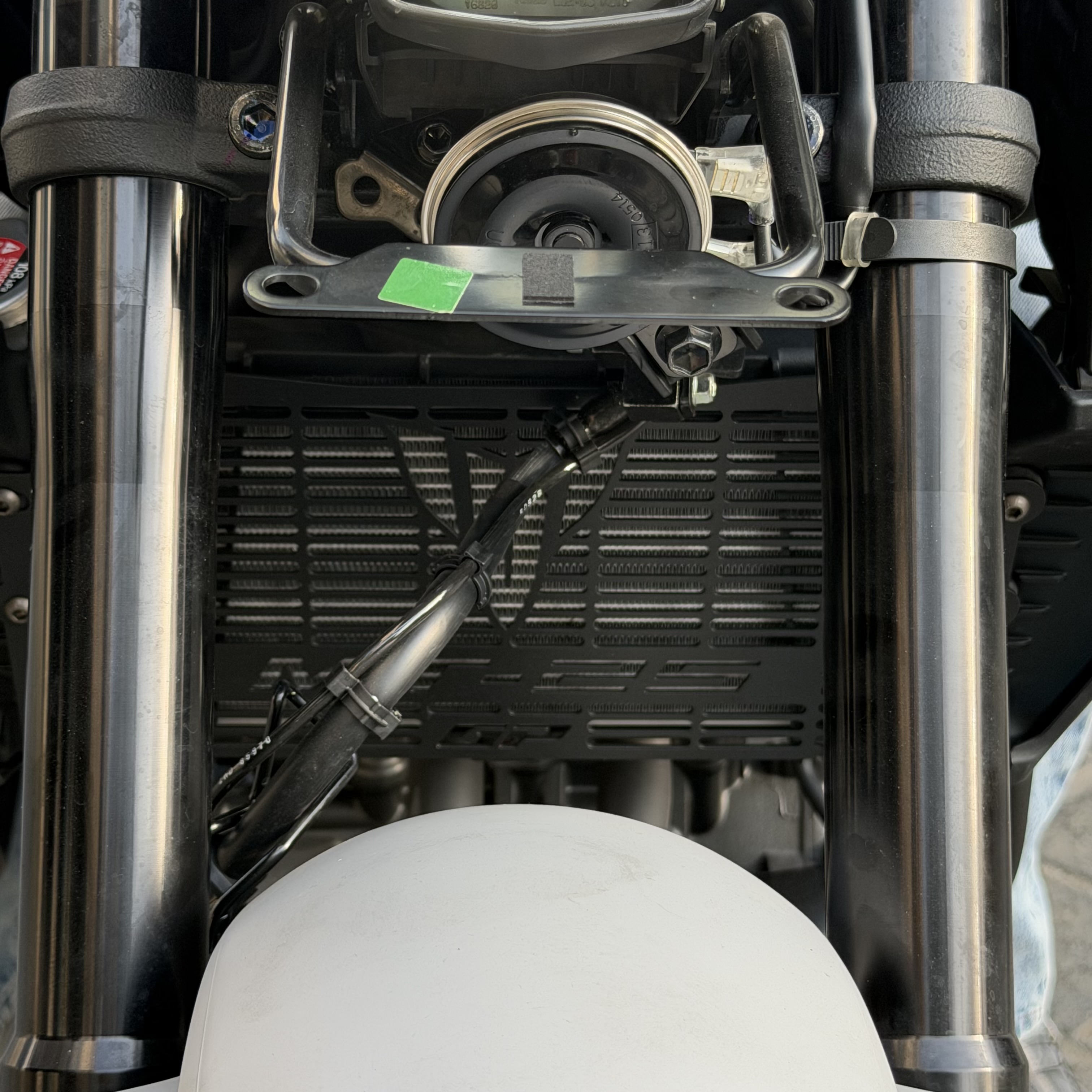 محافظ رادیات YAMAHA MT25 GP کد ۰۰۰۰۲۴
