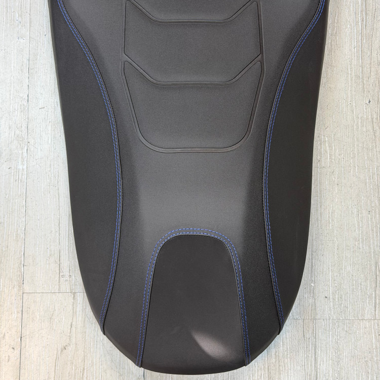 زین استیل اسپرت (اسپشیال) کامفورت YAMAHA Xmax New Face کد 000197