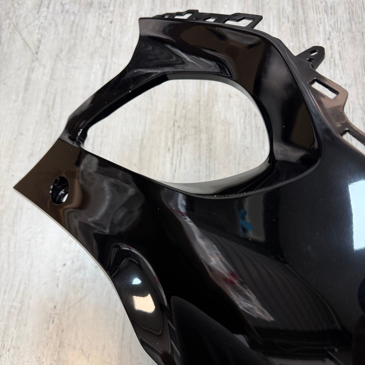 فلاپ اسپایلر مشکی سمت راست YAMAHA R15 V4 ساخت اندونزی اصل کد 202240