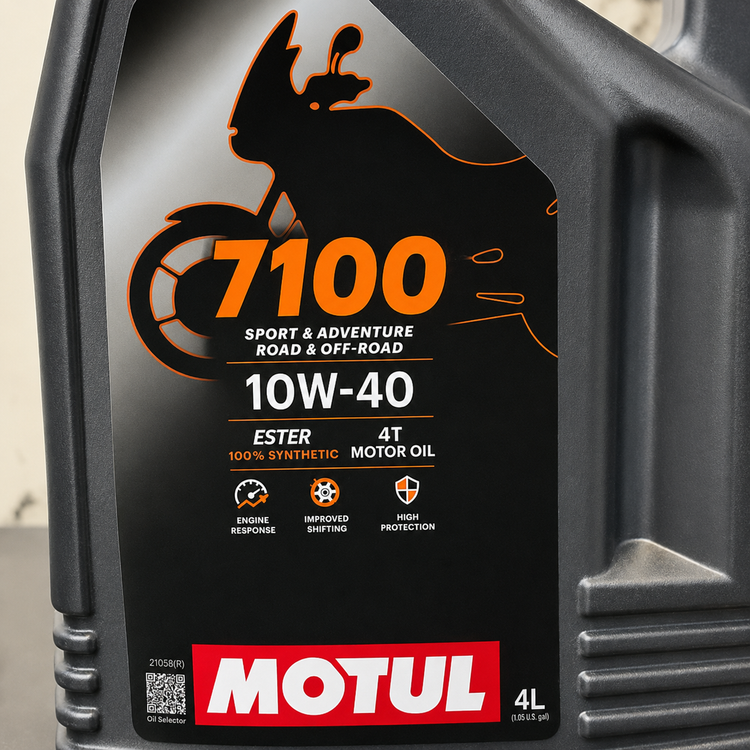 روغن موتور موتول 4 لیتری مخصوص موتور های دنده ای MOTUL 10W40 مدل 7100 / ساخت ایتالیا اصل کد 200777