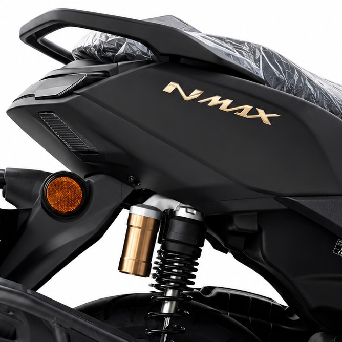 ارم / نوشته سه بعدی YAMAHA Nmax رنگ طلایی / ساخت اندونزی اصل کد 200124