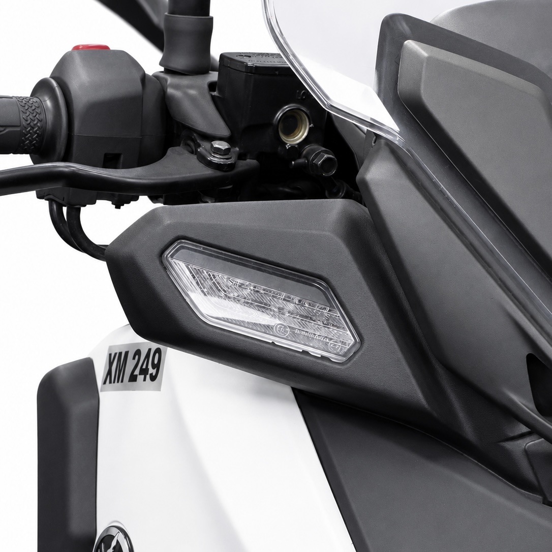راهنما سمت راست YAMAHA Xmax فیس جدید ساخت اندونزی اصل کد 200246