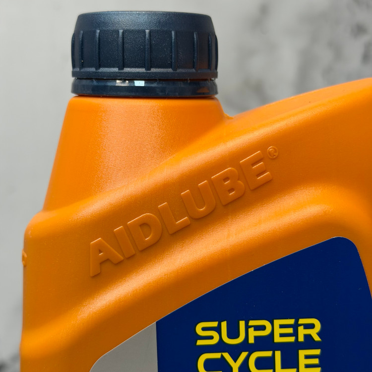 روغن موتور ایدلوب AIDLUBE 10W40 SN MB 1.5L مخصوص موتور اسکوتر JOYMAX XMAX فول سنتتیک تحت لیسانس ایدلوب آلمان اصل کد 202408