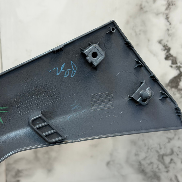 فلاپ بغل باک چپ کوچک ناردو YAMAHA Mt25 ساخت اندونزی اصل کد 201994