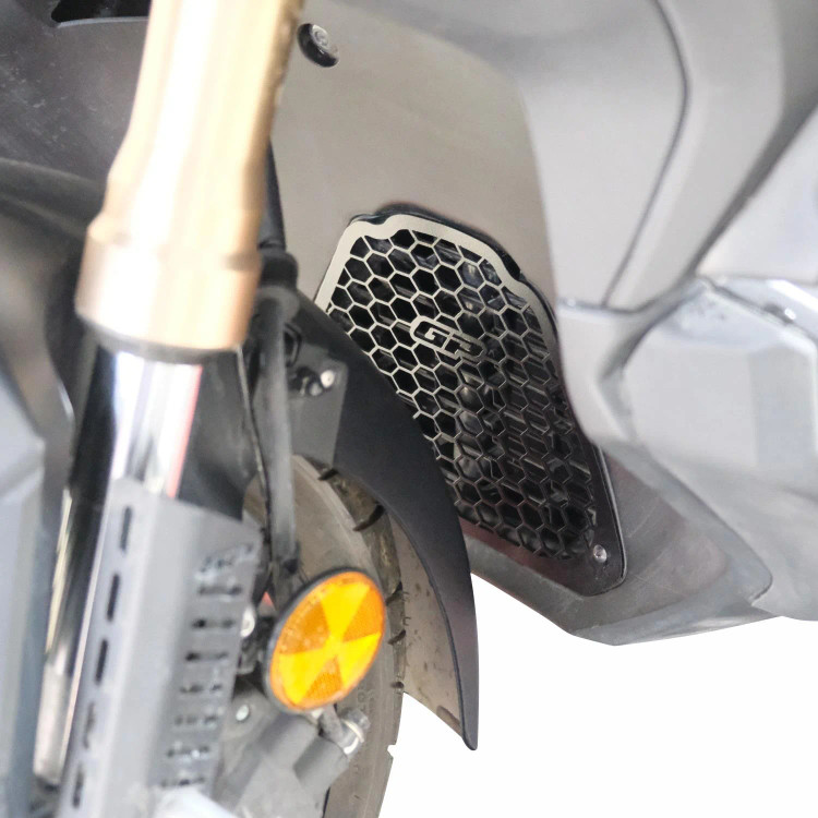 محافظ رادیاتور هوندا HONDA ADV350 مدل 2023 تا 2026 برند GP Kompozit ترکیه اصل