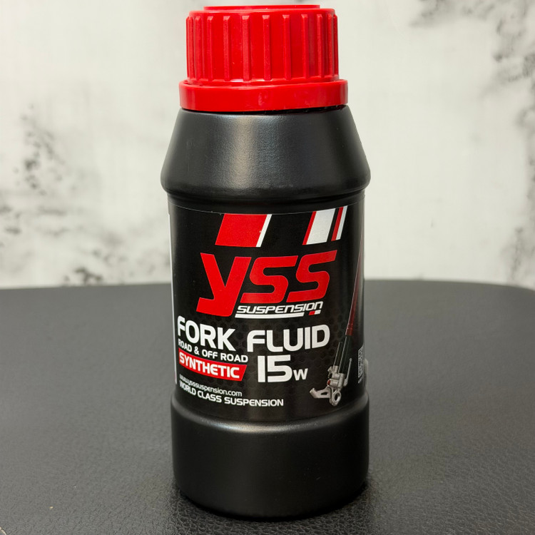 روغن مخصوص کمک فنر جلو YSS Fork Fluid 15W حجم 250ml ساخت تایلند اصل کد ۲۰۰۸۶۹