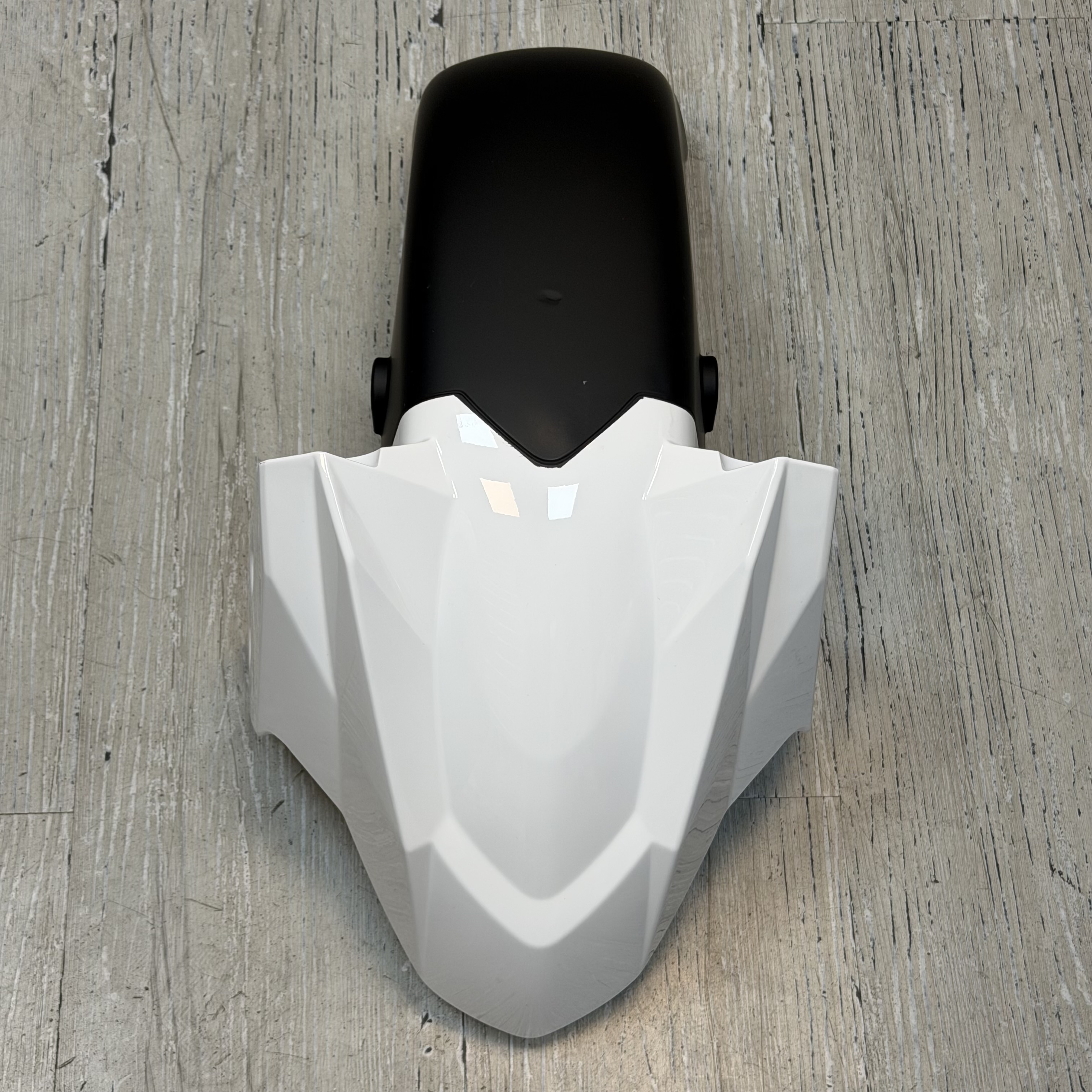 گلگیر جلو جویمکس سفید Sym Joymax ساخت تایوان اصل کد 201300