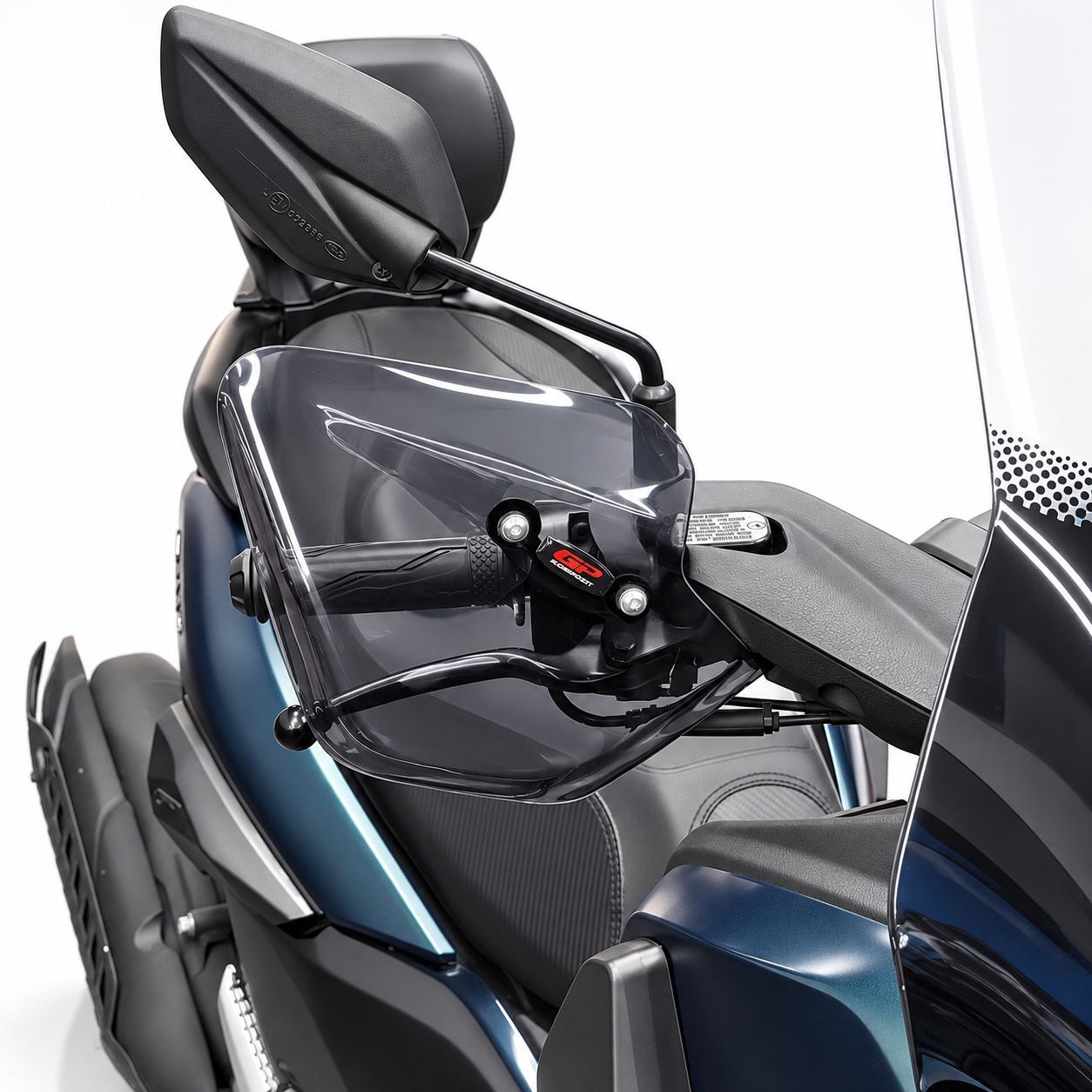 هندگارد / بادگیر دسته دودی یاماها GP KOMPOZIT YAMAHA Nmax  ساخت ترکیه اصل کد 200616