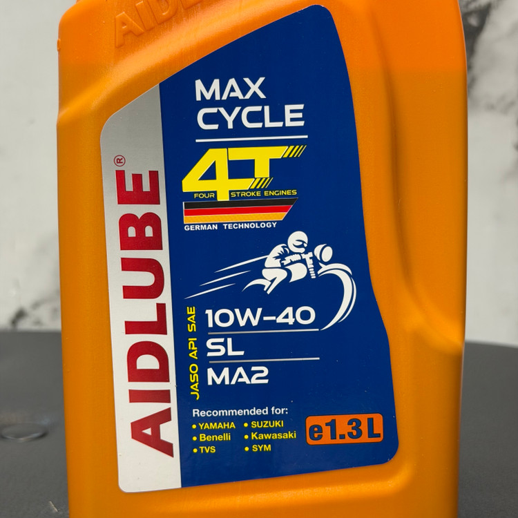 روغن موتور ایدلوب حجم 1/300 AIDLUBE 10W40 SL مخصوص موتورهای دنده ای تحت لیسانس ایدلوب آلمان اصل کد ۲۰۲۴۴۱
