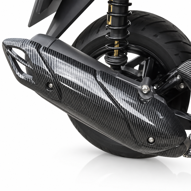 کاور اگزوز کربن YAMAHA Nmax کد 000038