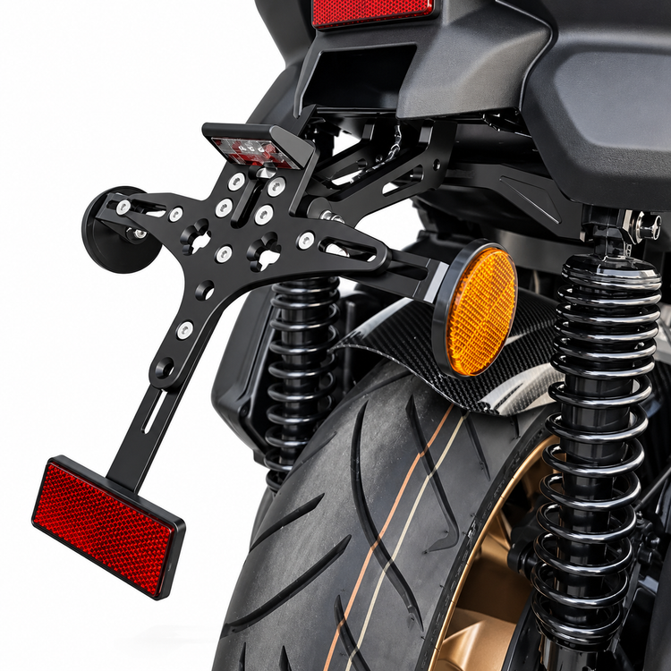 پایه پلاک اسپرت YAMAHA XMAX OLD FACE مخصوص اتاق قدیم 2018-2022 کد 00098