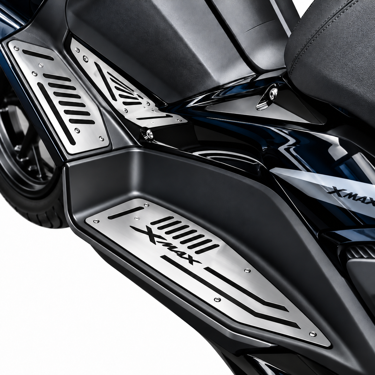 کف پایی اسپرت رنگ تیتانیوم YAMAHA Xmax Al VIP اصل کد 201881