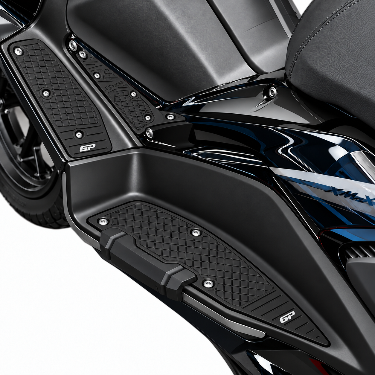 کف پایی اسپرت مشکی مات  GP Kompozit YAMAHA Xmax ساخت ترکیه اصل کد ۰۰۰۰۳۴