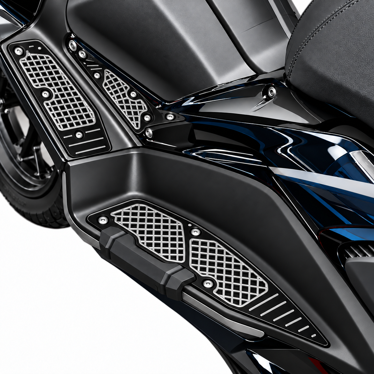کف پایی اسپرت مشکی نقره ای GP KOMPZOIT YAMAHA Xmax ساخت ترکیه اصل ۰۰۰۰۳۴